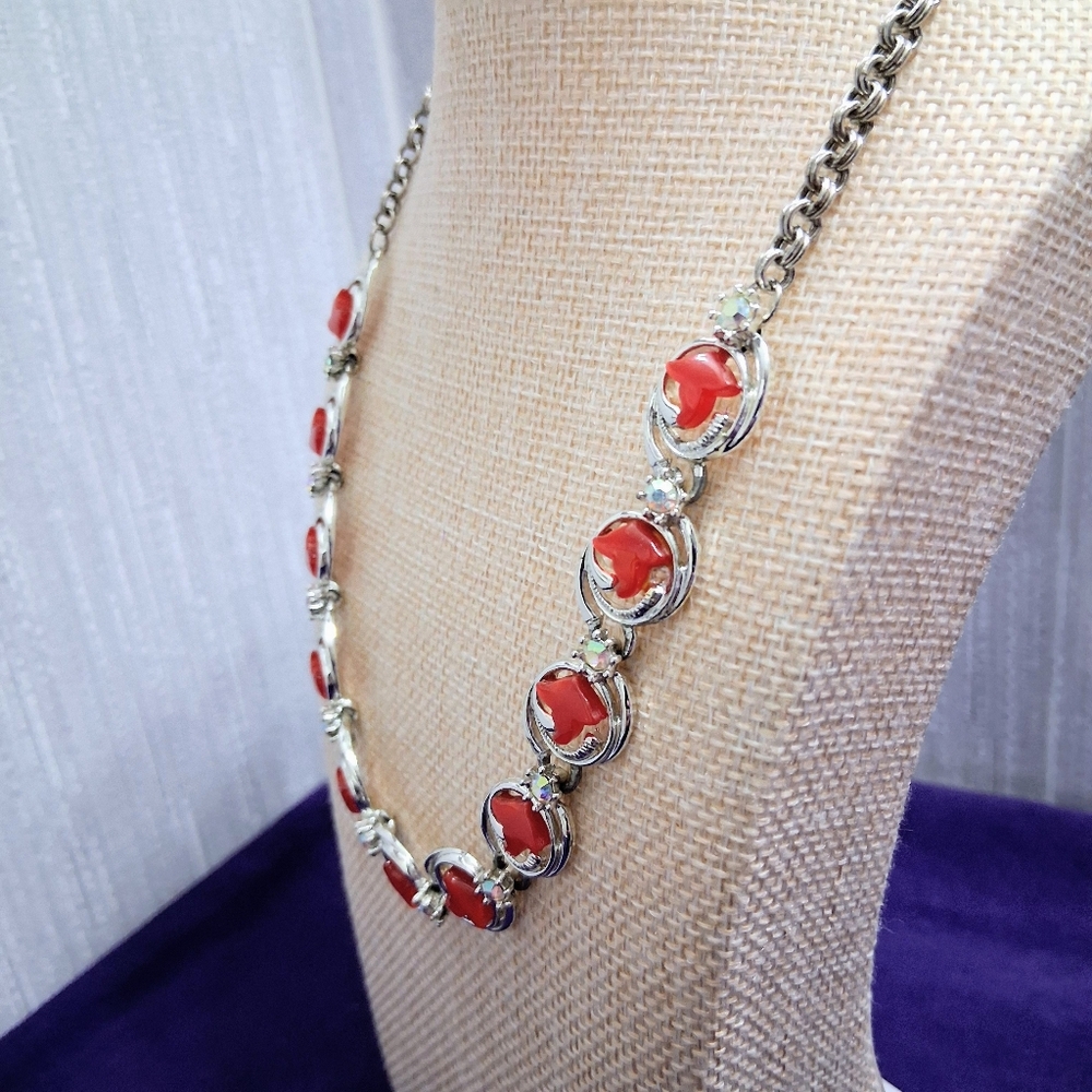 Vintage Charel Cherry Moonglow Necklace Thermoset Hook Closure Silvertone - Picture 7 of 17